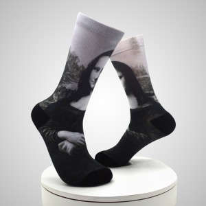 China Bëlleg Präis China Benotzerdefinéiert gedréckte Socken 3D Nahtlos Männer 360 Digital Koteng gedréckt Blank Sublimatioun Blank Socken